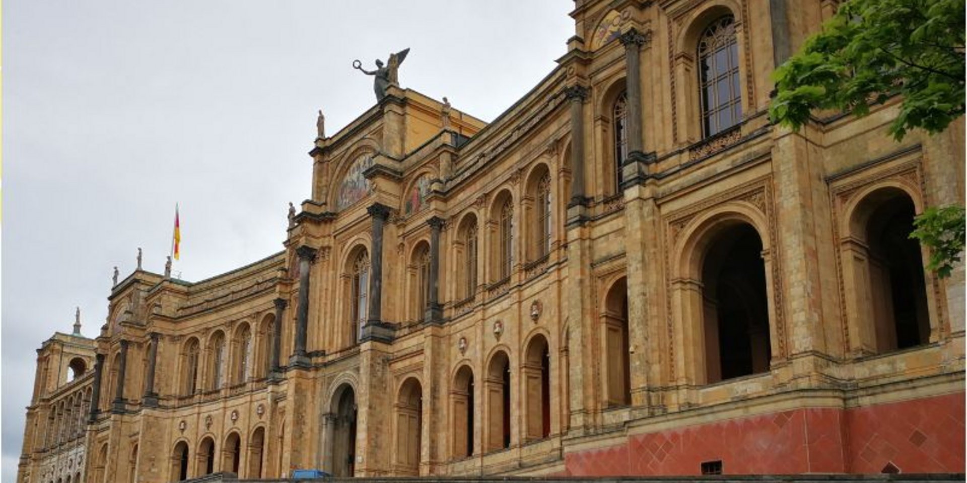 Außenansicht Maximilianeum, Sitz des bayerischen Landtags